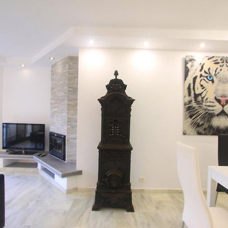 1080 Beachfront Penthouse 3 Floors Jacuzzi 2 Pools Wifi Roof Terrace Marbella Esterno foto