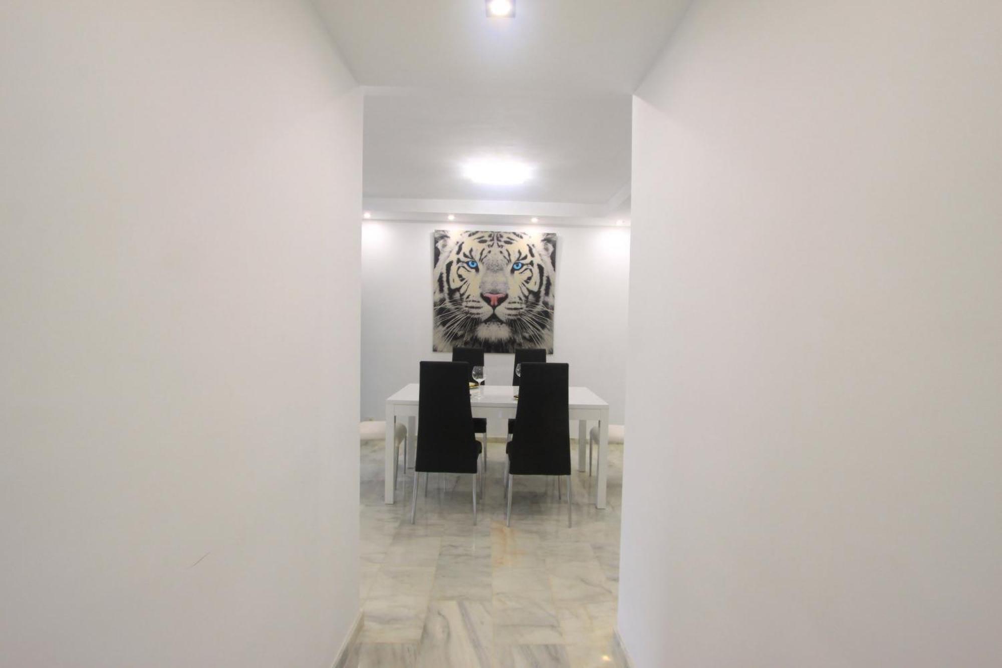 1080 Beachfront Penthouse 3 Floors Jacuzzi 2 Pools Wifi Roof Terrace Marbella Esterno foto